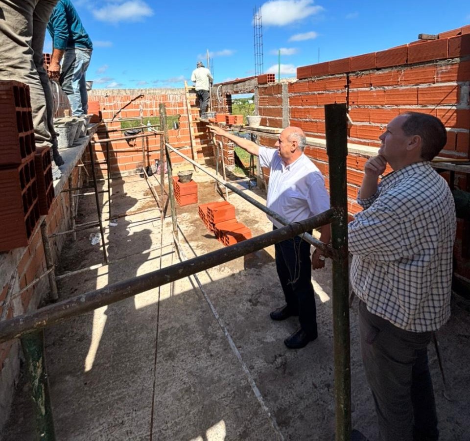 Santa Elena reactiva la construcción de viviendas con inversión millonaria